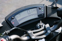 vol102_Ninja400R_05