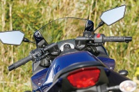 vol106_Ninja250R_07