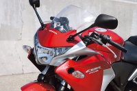 vol110_CBR250R_02