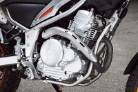 vol112_TRICKER_06