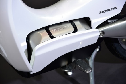 東京モーターショー2015 HONDA ホンダ EV-Cub Concept EVカブ