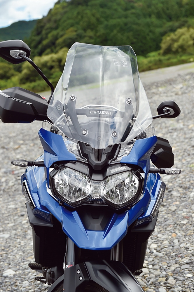トライアンフのタイガーエクスプローラーxrx-low のフロントマスク