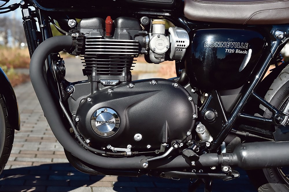 TRIUMPH・ボンネビル T120 ブラックのエンジン