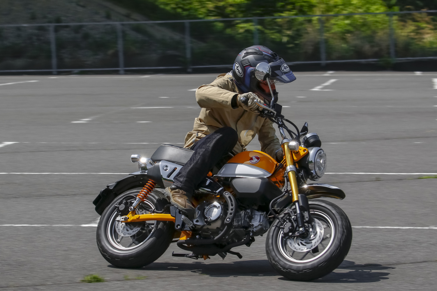 モンキー125は車体が大きくなってロードスポーツ感がアップ!