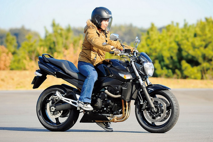 SUZUKI GSR400/ABS