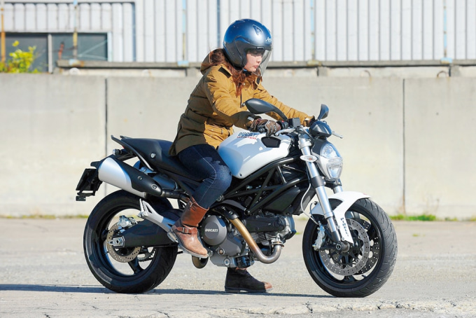 DUCATI モンスター696