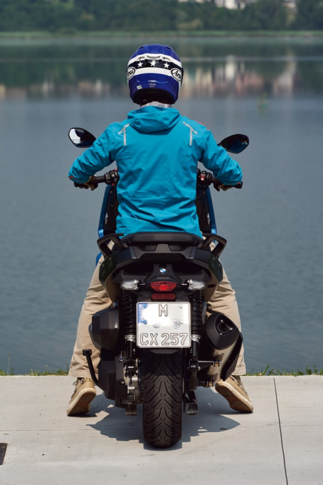 BMW C400X