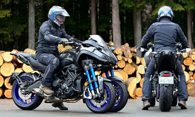 YAMAHA ナイケン 足つき&乗車ポジション