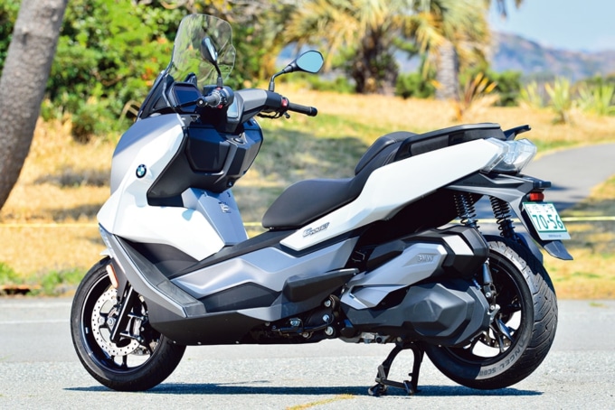 BMW C400GT サイドビュー