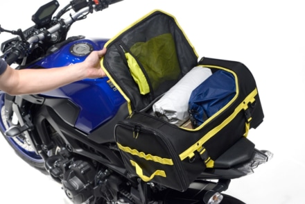GOLDWIN GWM X-OVER リアバッグ35 トップを開いた状態