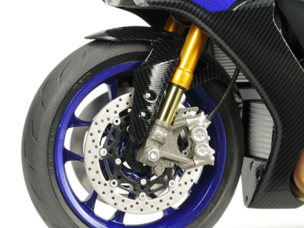 タミヤ 1/12 マスターワークコレクション ヤマハ YZF-R1M 2018(完成品)足回りアップ