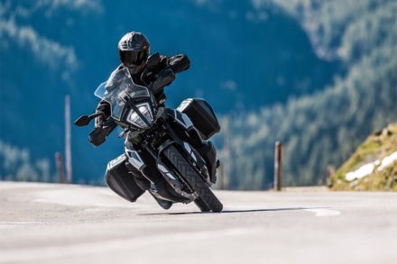 KTM 790 ADVENTURE(POWERPARTS 装着車)