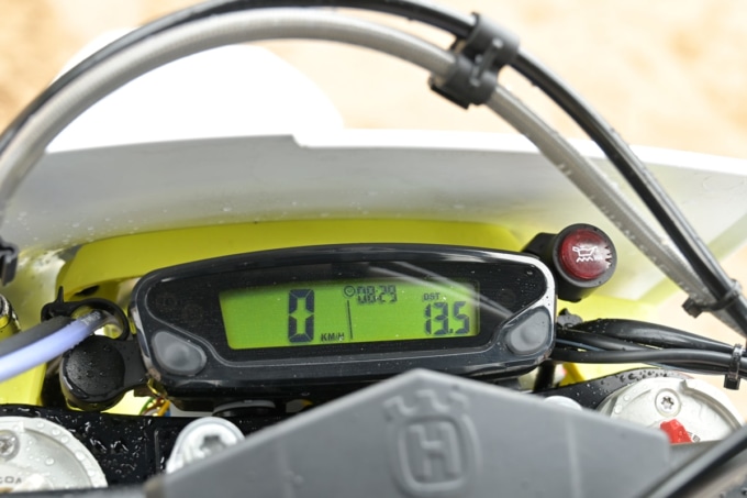 HUSQVARNA TE150i(2020年モデル)ディスプレイ