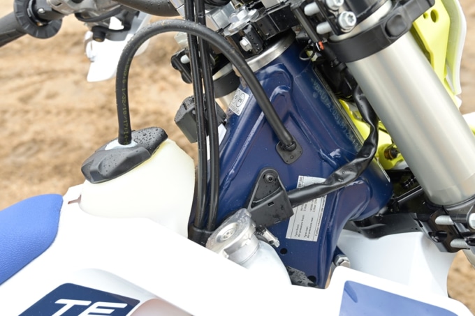 HUSQVARNA TE150i(2020年モデル)燃料タンク