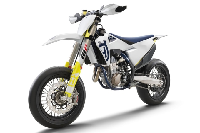 ハスクバーナ FS 450(2020年モデル)7:3ビュー
