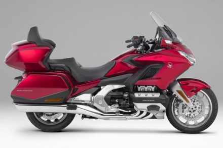 HONDA Gold Wing Tour(2020年モデル)キャンディーアーダントレッド