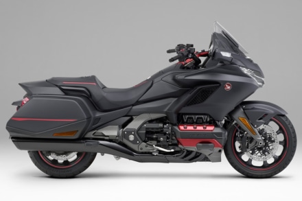 HONDA Gold Wing(2020年モデル)マットバリスティックブラックメタリック
