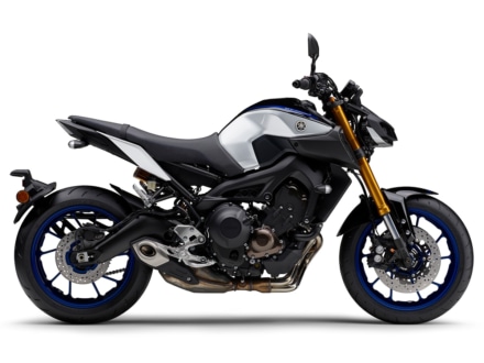 2018年モデル YAMAHA MT-09 SP ABS(ブラック)右サイドビュー
