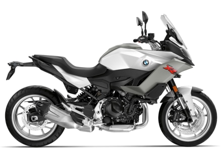 BMW F900XR(ライト・ホワイト)右サイドビュー