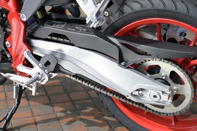 SWM VA'RE:Z125のスイングアーム