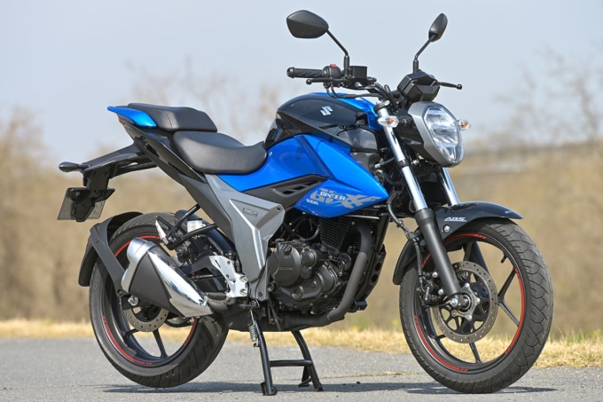 SUZUKI GIXXER150(2020年モデル)右7:3イメージ