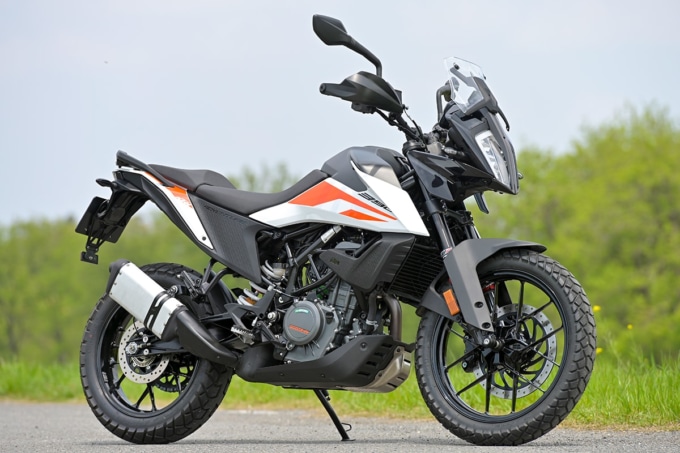 KTM 390ADVENTURE(2020年モデル)7:3ビュー