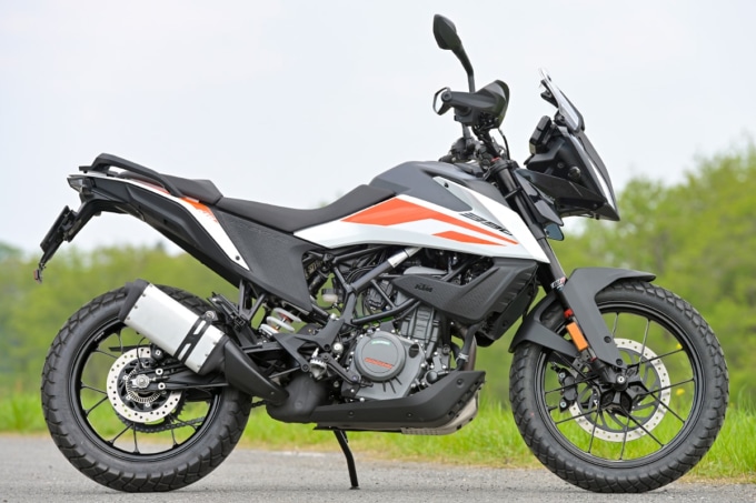 KTM 390ADVENTURE(2020年モデル)右サイドビュー