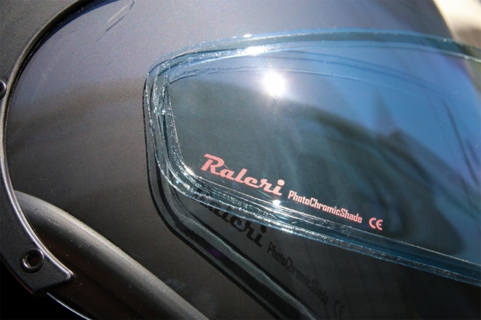 日差しに当たり色が変化したRaleri Photochromic Antifog Insert(ラレリー フォトクロミック アンチフォグ インサート)