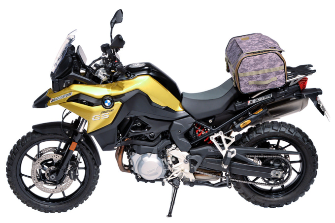 GWM X-OVER(クロスオーバー)リアバッグ 装着イメージ:BMW F750GS