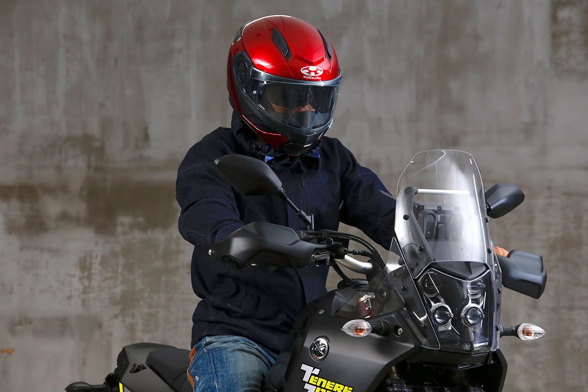 アドベンチャータイプの車両とカブト RYUKIの組み合わせ