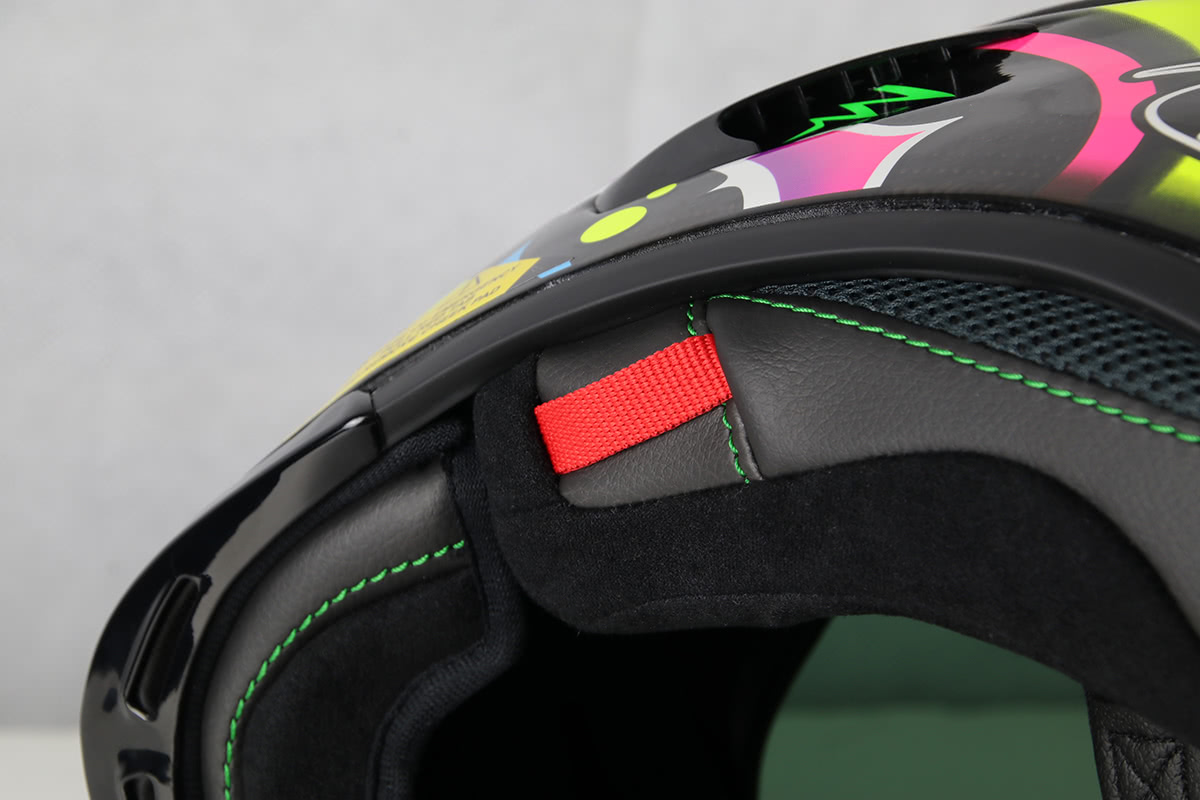 X-lite X-803RS ULTRA CARBON エマージェンシーリリースシステム