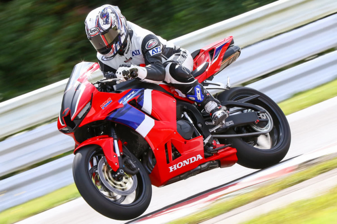 2021年モデルHONDA CBR600RR(2BL-PC40)サーキット走行