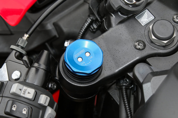 2021年モデルHONDA CBR600RR(2BL-PC40)フロントフォーク調整アジャスタ