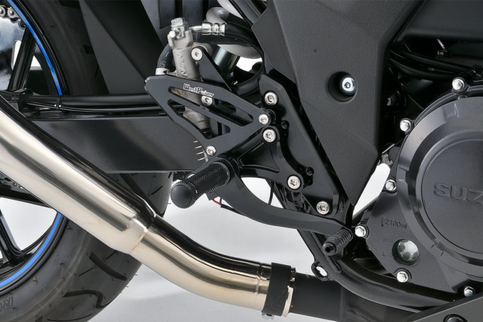 WestPower GSX250R用 ライディングステップ(17’-)ブラック ブレーキ側