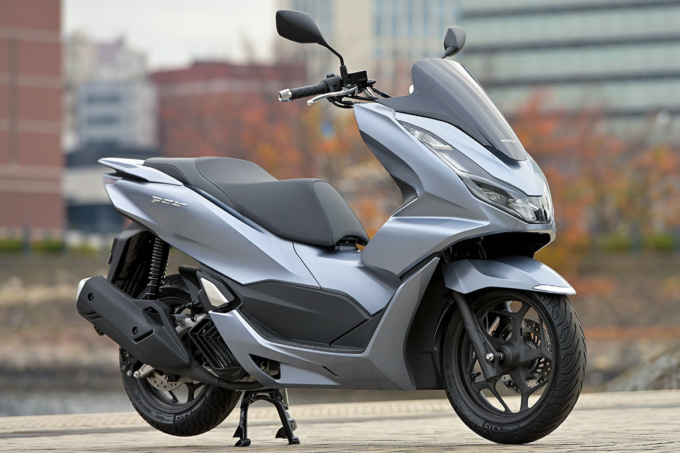 HONDA PCX(2021年モデル)7:3ビュー