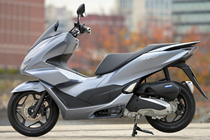 HONDA PCX(2021年モデル)左サイドビュー