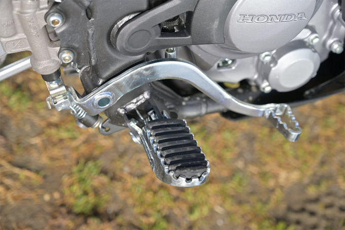 HONDA CRF250RALLY(2BK-MD47/2021年モデル)ステップ