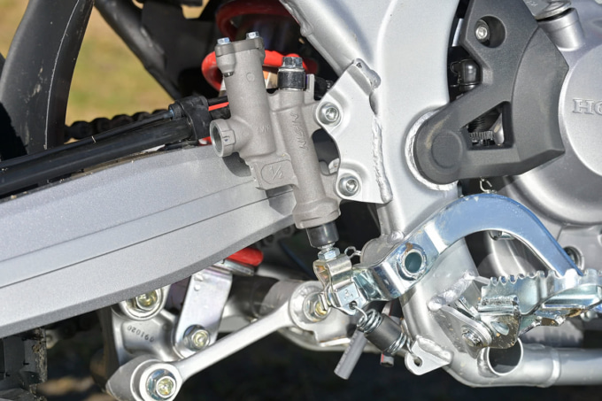HONDA CRF250L (2BK-MD47/2021年モデル)スイングアーム