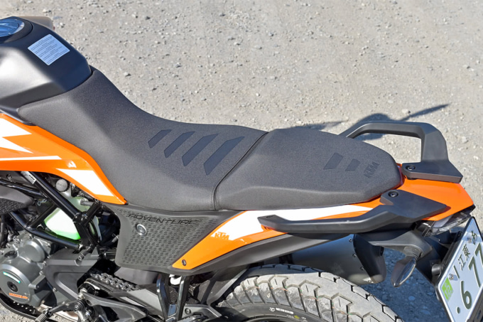 KTM 250ADVENTURE(2021年モデル)シート