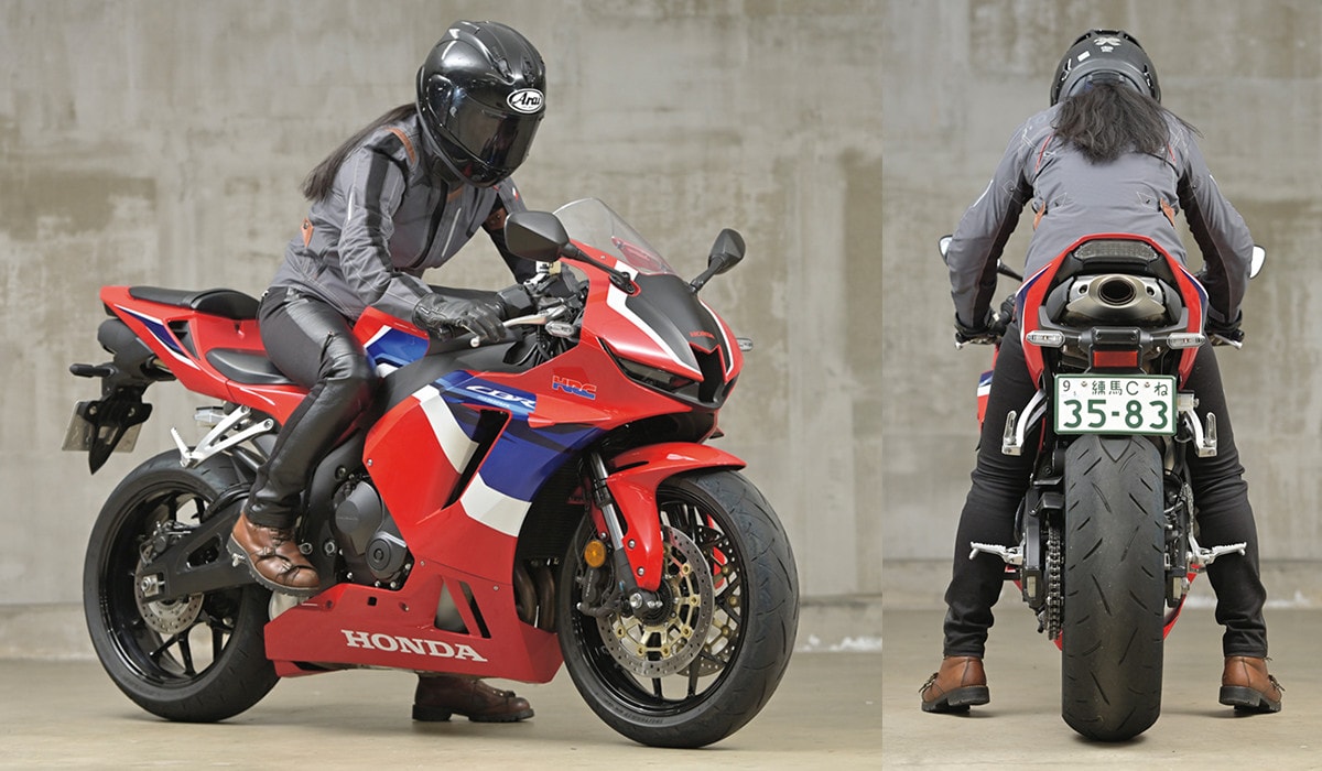 HONDA CBR600RR 足つき