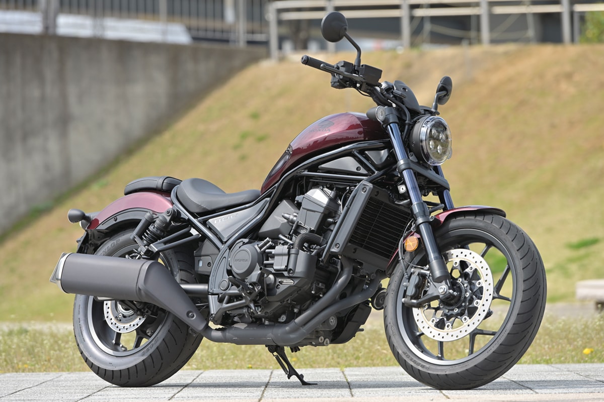 HONDA REBEL1100 右側