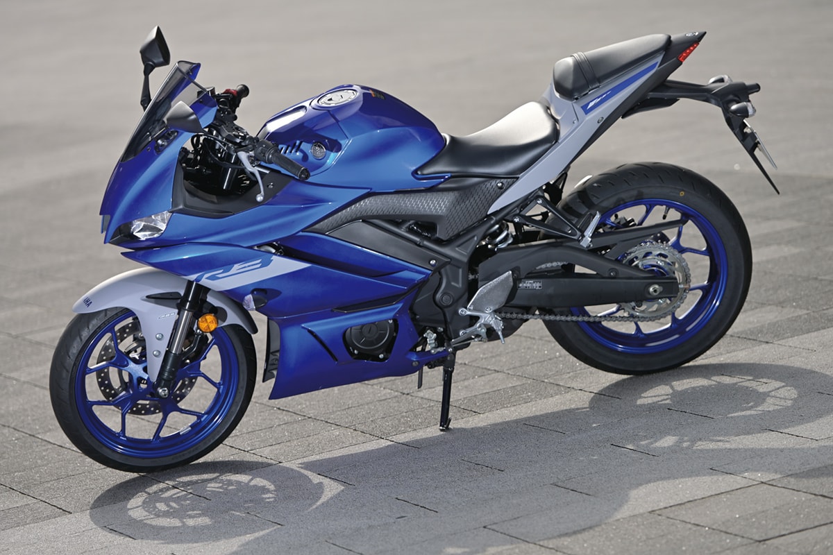 YAMAHA YZF-R3 イメージ