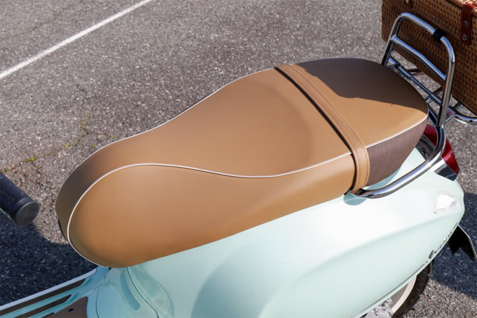VESPA PRIMAVERA150 PICNIC(2021年)シート