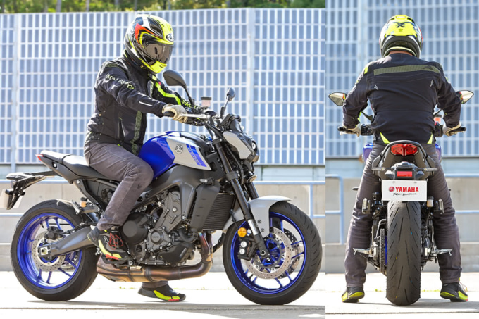 YAMAHA MT-09 ABS 足つき&乗車ポジション