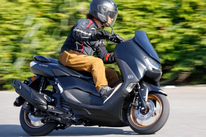 YAMAHA NMAX(2021年モデル)走行