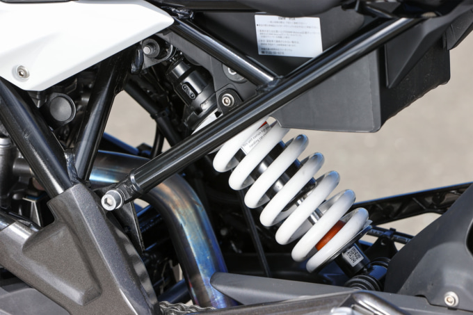 BMW G310R(2021年モデル)リヤショック