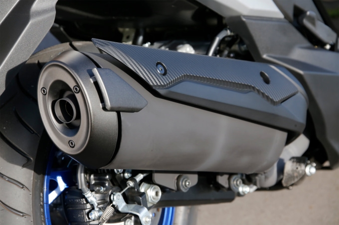 SUZUKI BURGMAN400 ABS(2021年モデル)マフラー