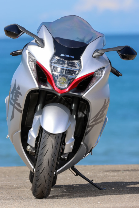 SUZUKI HAYABUSA(2021年モデル)フロントビュー