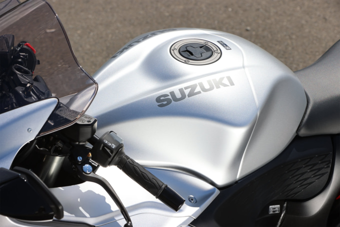 SUZUKI HAYABUSA(2021年モデル)タンク