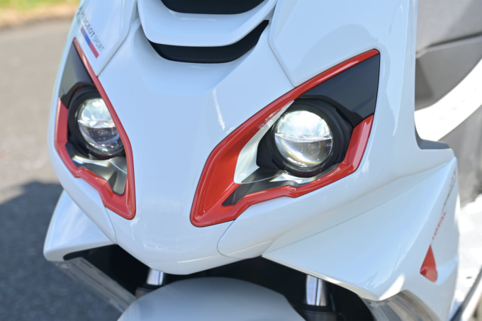 PEUGEOT SPEEDFIGHT125 R-CUP(2021年モデル)ヘッドライト